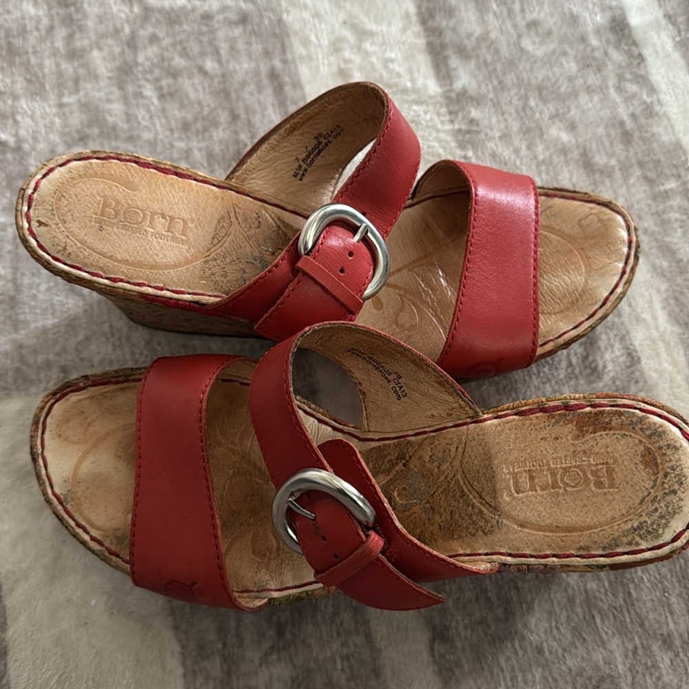 BORN red leather wedges - Picture 6 of 8